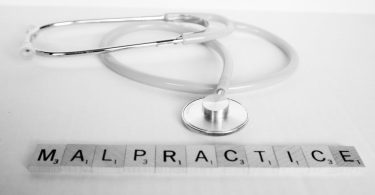 How Much Do Doctors Pay in Malpractice Insurance